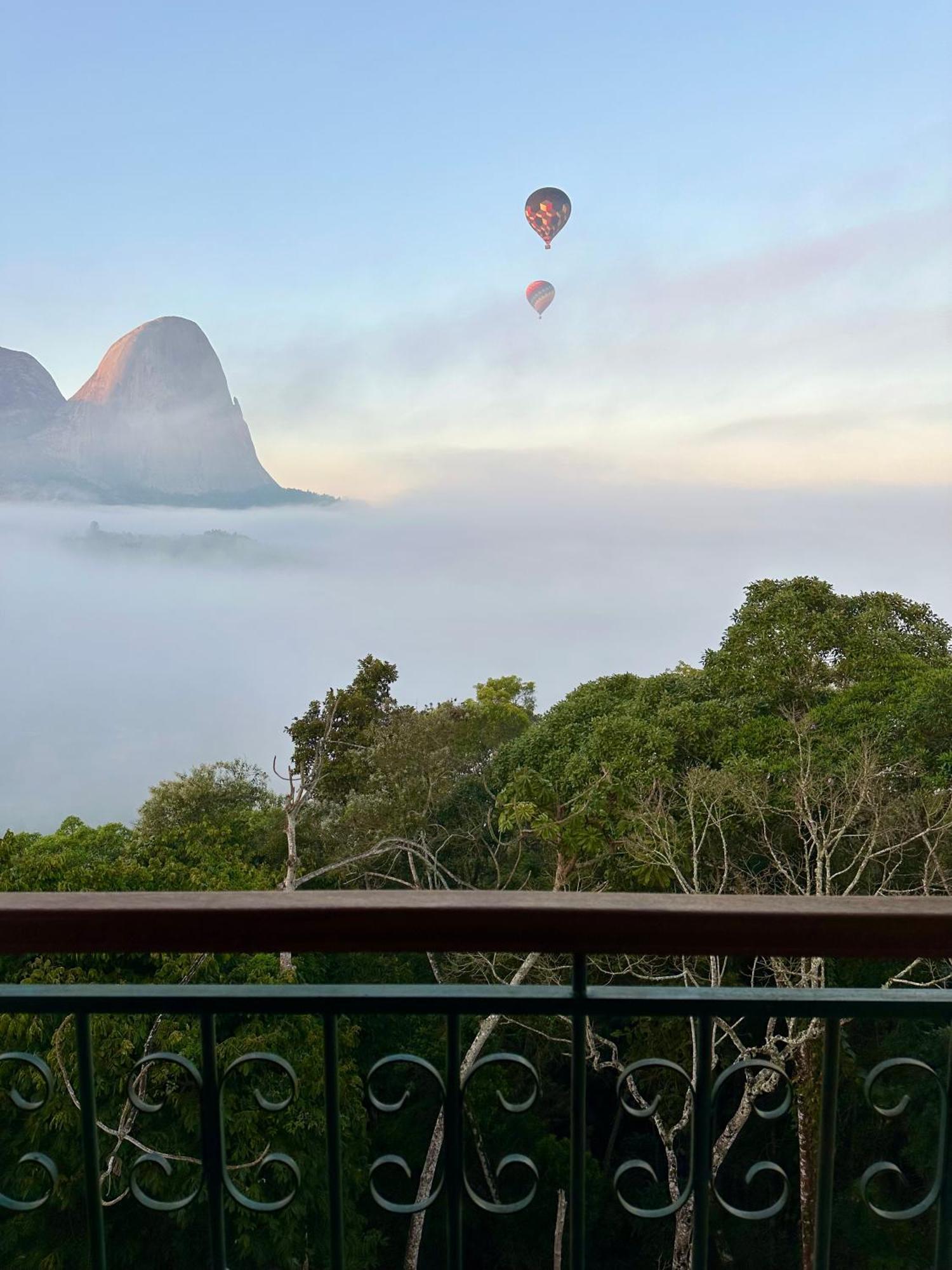 Suite Vista Azul - Frente Para Pedra Azul Công viên tiểu bang Pedra Azul Ngoại thất bức ảnh
